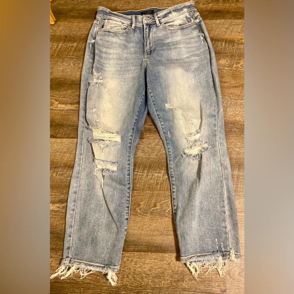 Judy Blue Distressed ripped jeans. Blue  #JB82391MD-PL